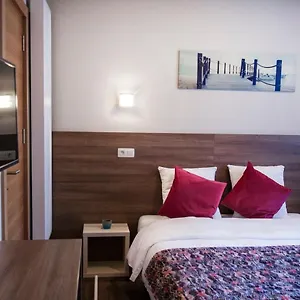 antwerp-inn-hotel.brusselshotelsbook.com/