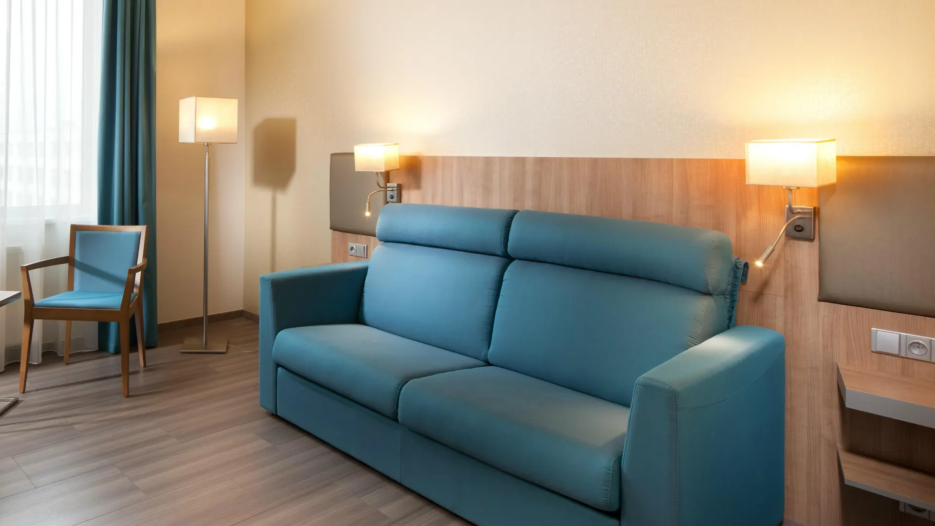Holiday Inn Prague By Ihg Hotel