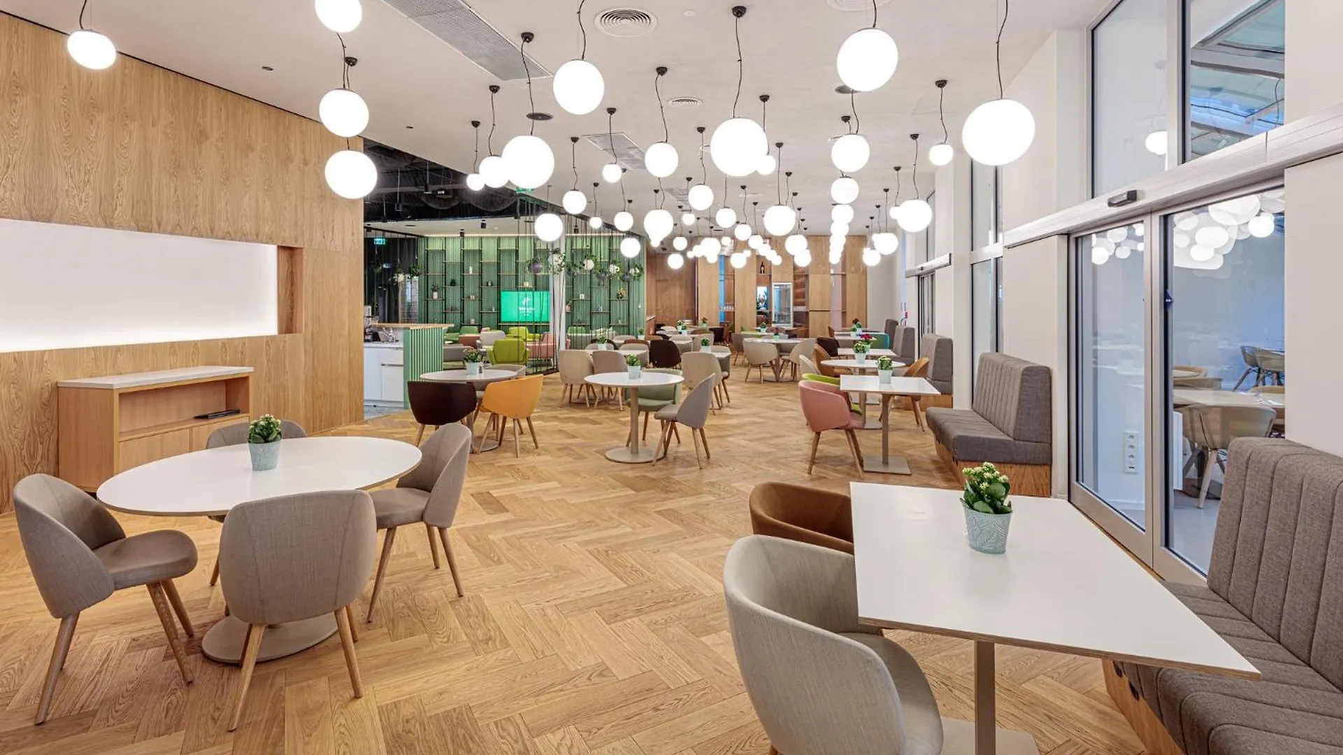 Hotel Holiday Inn Prague By Ihg