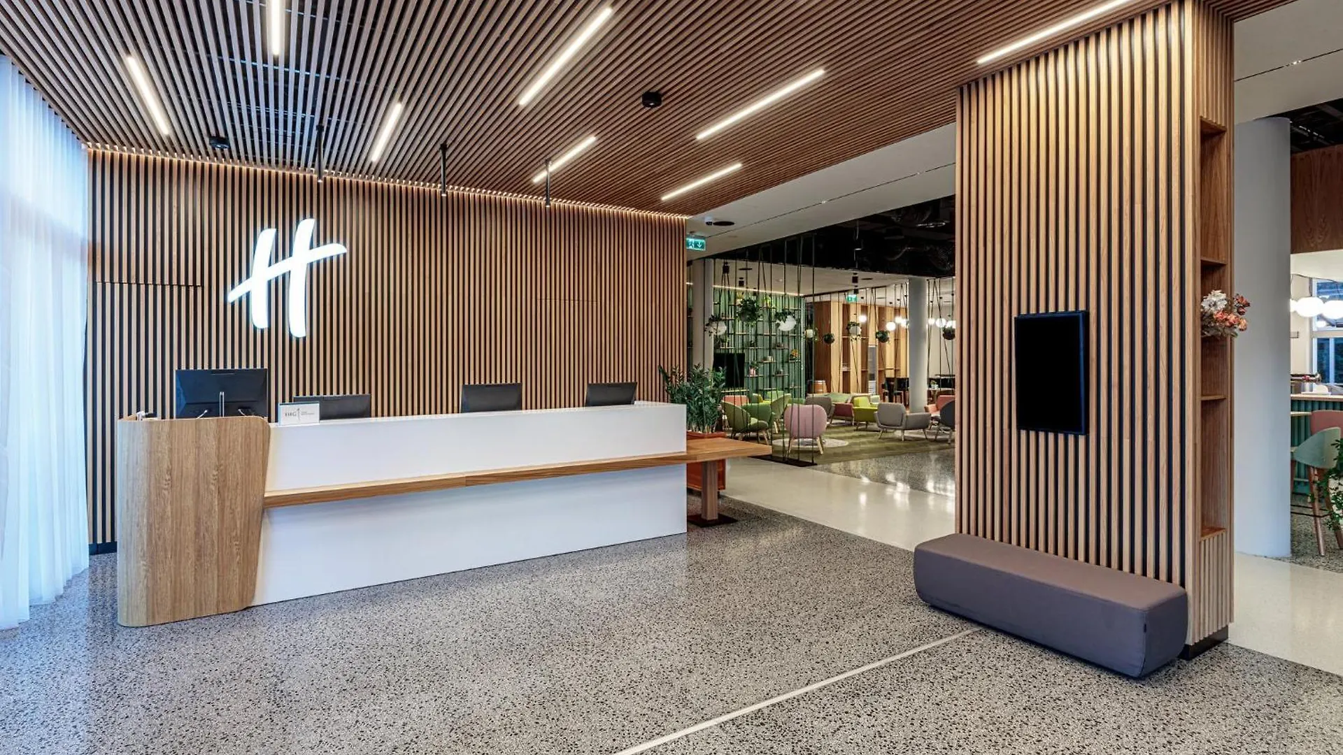 Holiday Inn Prague By Ihg Hotel