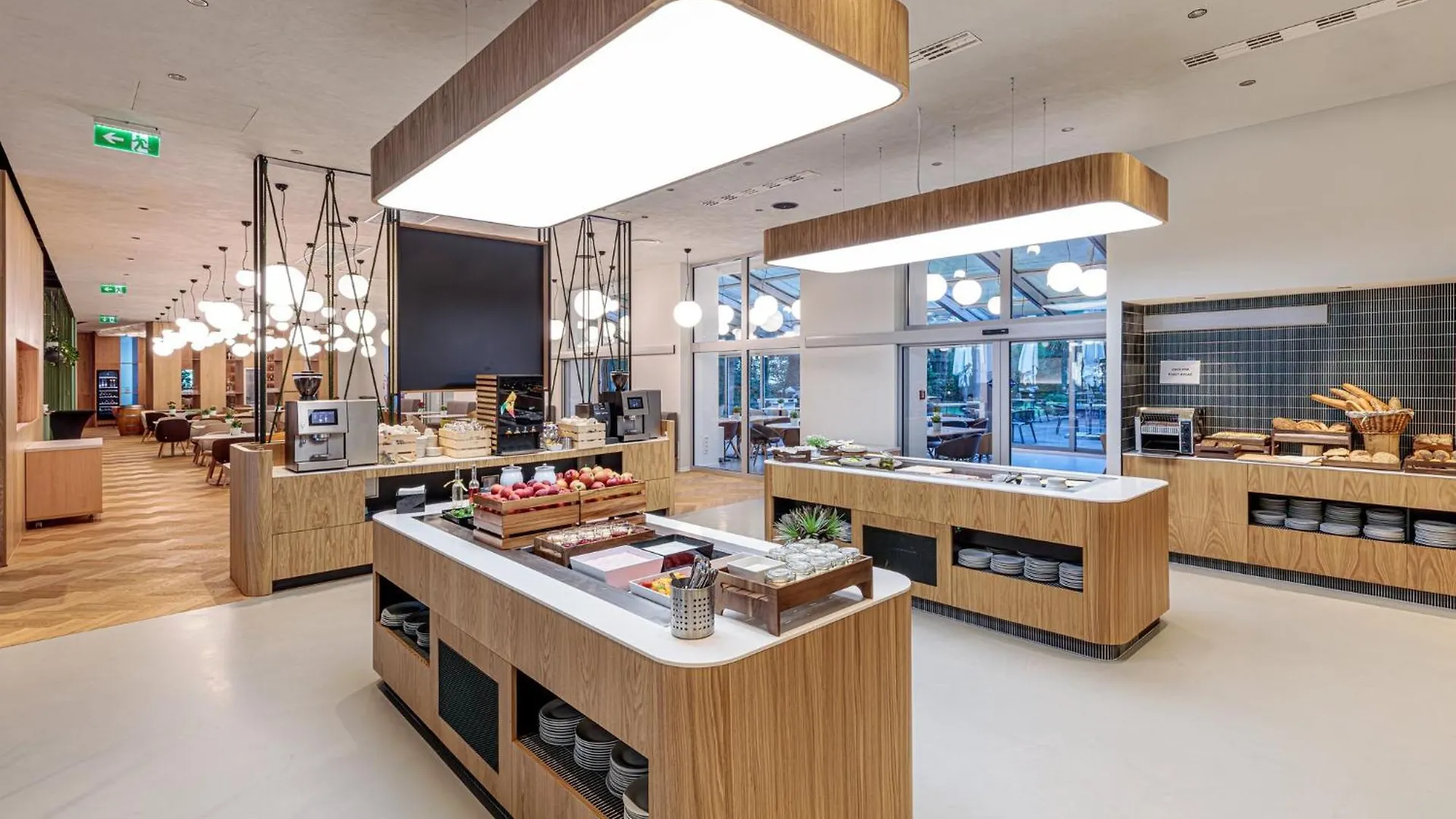 Holiday Inn Prague By Ihg Hotel